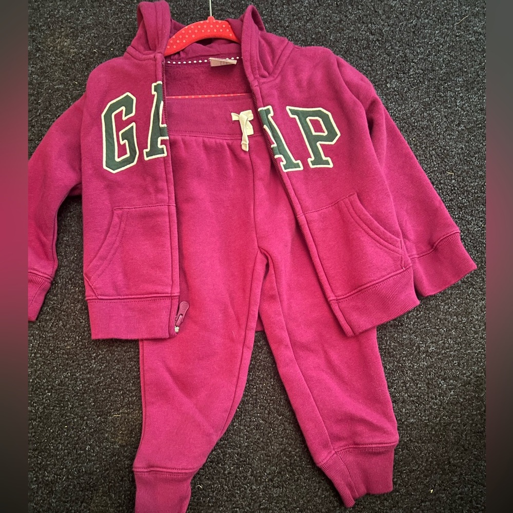 GAP jacket and pants